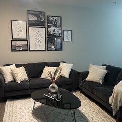 Selling Living Spaces Couches 