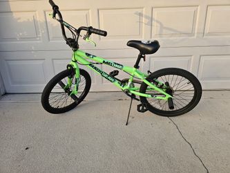 MaddGear 72076 MG One 20 Inch Boy's Freestyle BMX Bike - Lime Green
