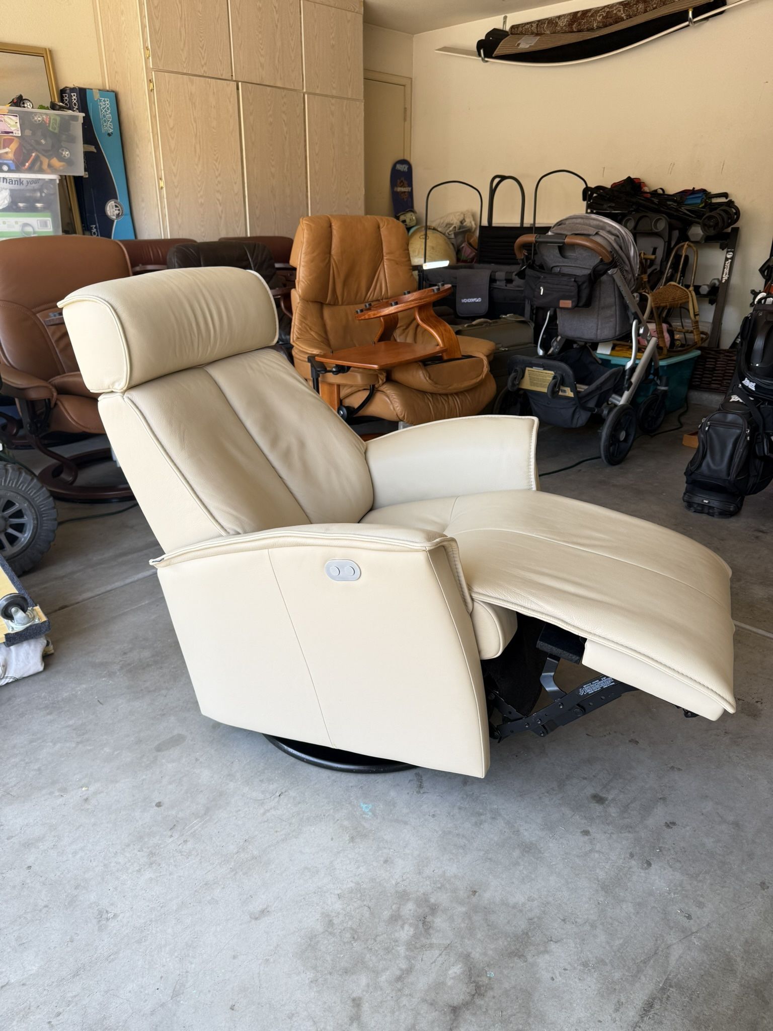 Fjords Venice Power Swing Relaxer Recliner And Footrest