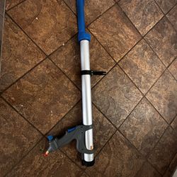 Caulking Gun 