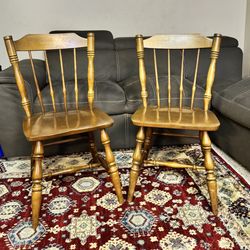 Vintage Ethan Allen Windsor-Style Chairs (Set of 3) In Great Condition
