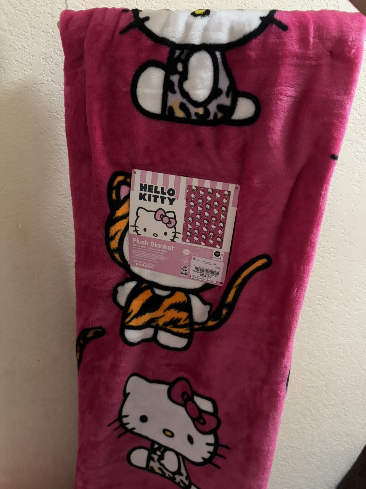 hello kitty cheetah blanket 