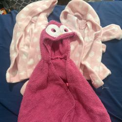 Doll Baby Bath Lot of 3 Our Generation Bathrobes/ Towels. 1 Owl Towel, 2 Robes