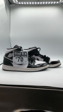Shoe