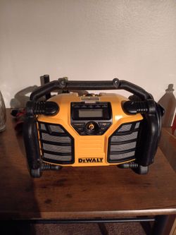 Boom box Charger