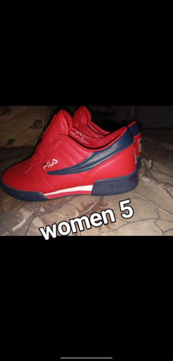 Fila Sneakers