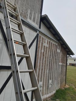 24ft Werner 225lb Exstenion Ladder