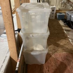 Totes Great Condition 