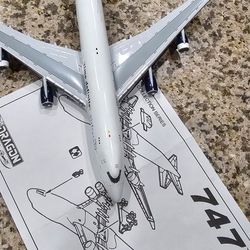 Collector 747