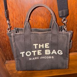 THE TOTE BAG bag