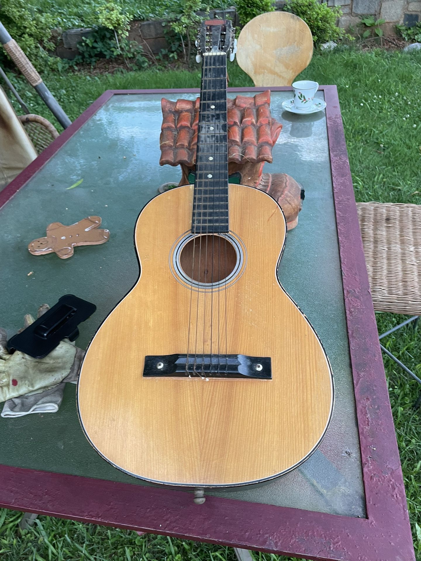 V N G Beltane Guitars