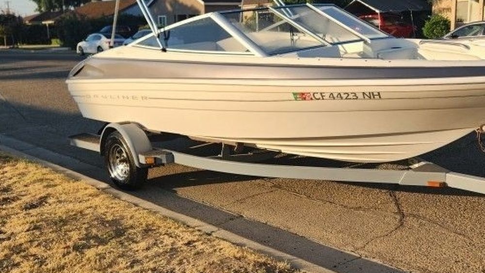 1993 Bayliner Capri 1850