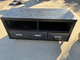 21” tall x 4’ long x 17.5” wide Black TV Entertainment Stand Center