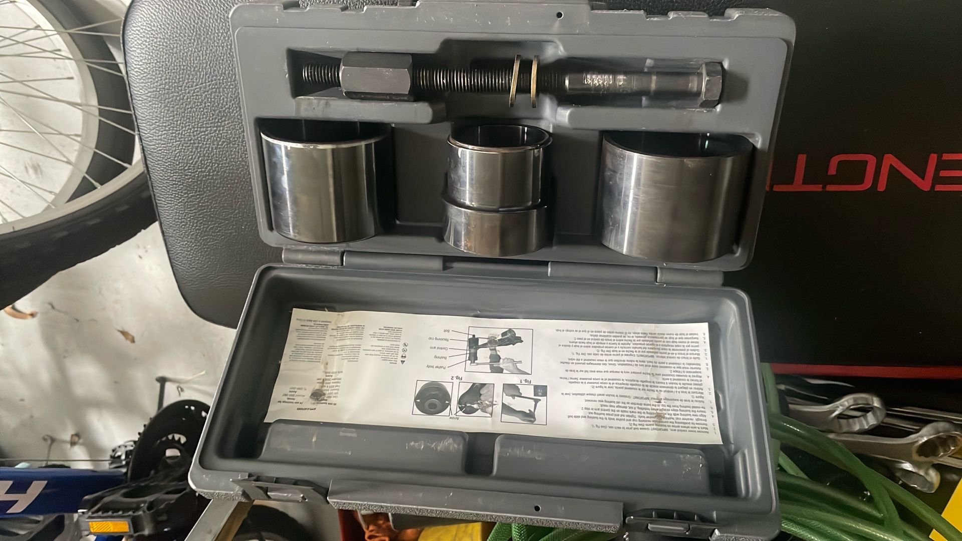 Bushing removal tool kit