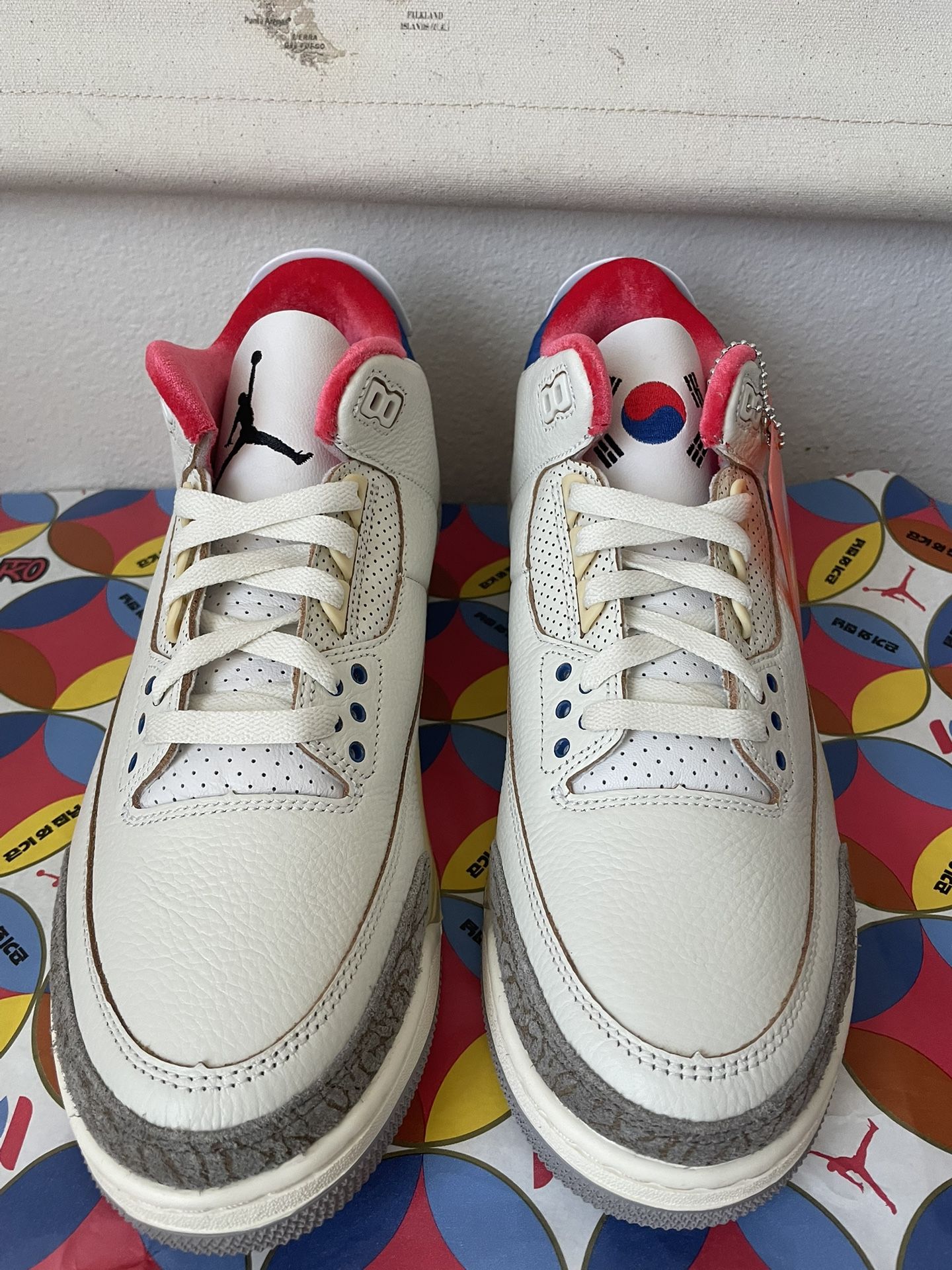 Air Jordan 3 Retro Seoul 2.0 size 10.5 M