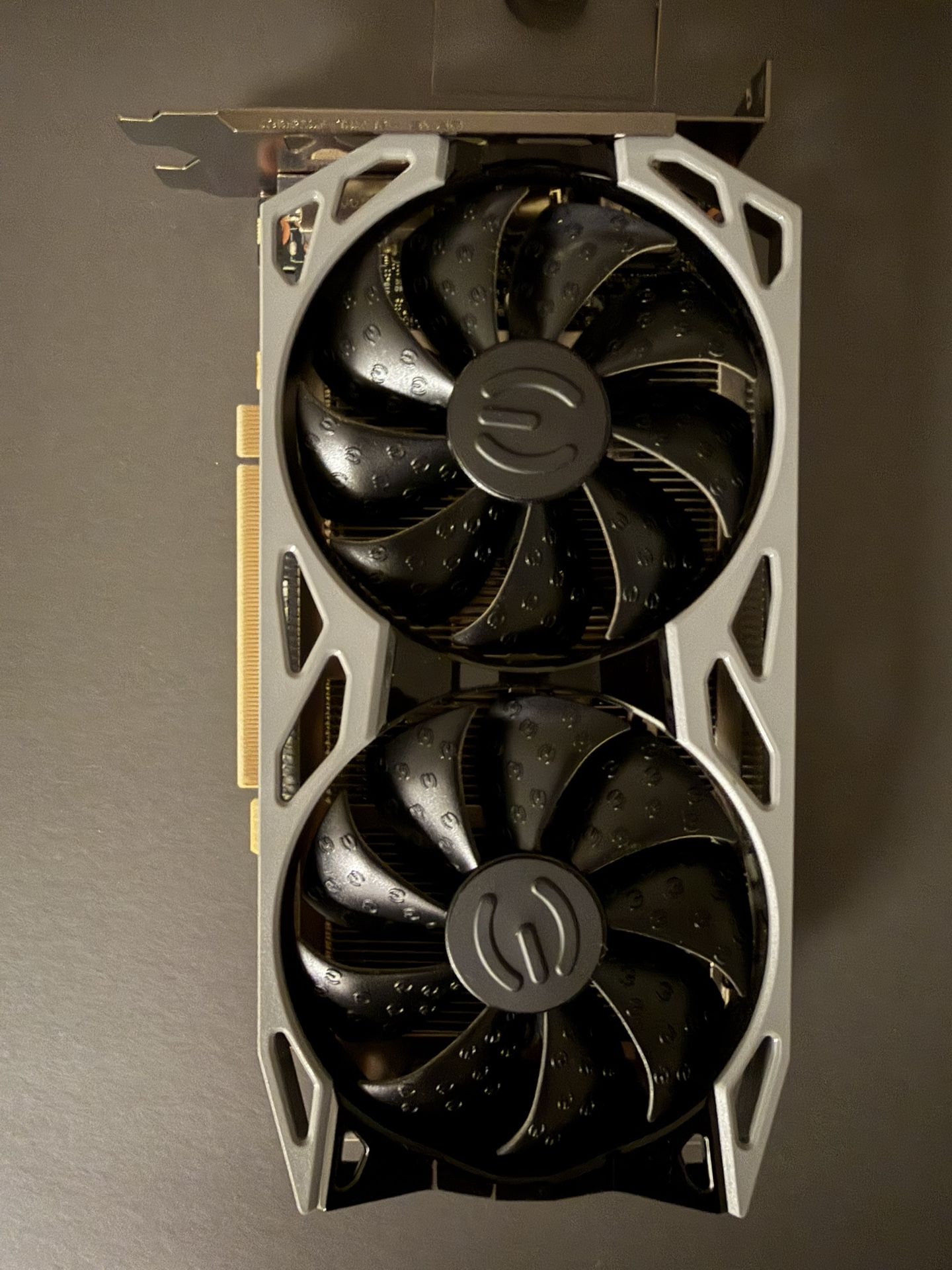 EVGA GeForce RTX 2060 KO GAMING Video Card, 06G-P4-2066-KR, 6GB GDDR6, Dual Fans, Metal Backplate