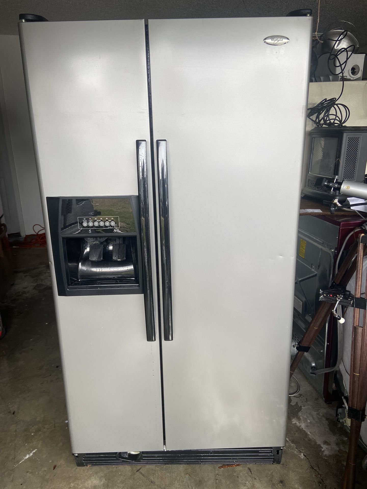 Whirlpool Refrigerator 