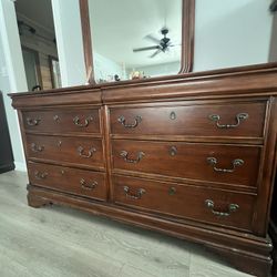 Long Dresser With Mirror And King Bed Frame And Mattresse Free To pick Up 