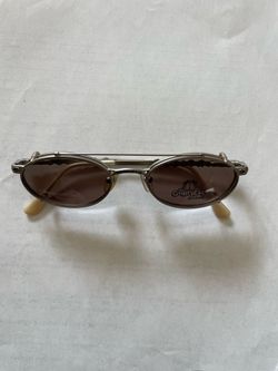 Vintage Garfield Clip-On Eyeglasses Frame (Made in Japan) Authentic vintage Garfield oval glasses frame with detachable clip-on sunglasses. • Model: