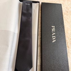 Prada Luxury Silk Tie – Made In Italy