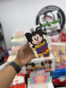 Pop MART x Disney Mickey and Friends Family Cute Together
