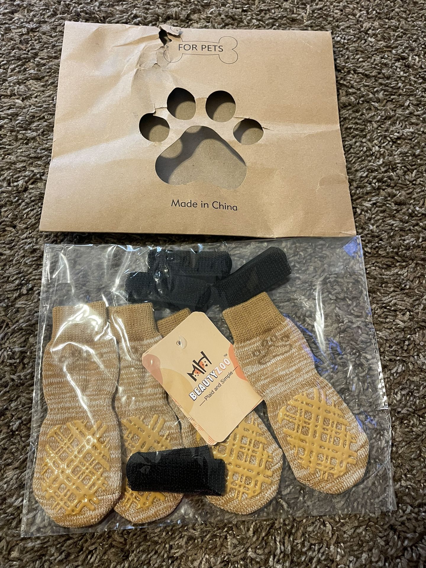 Beautyzoo S/M Light Khaki Dog Socks(4pack)