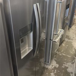 Frigidaire Side By Side Refrigerator 