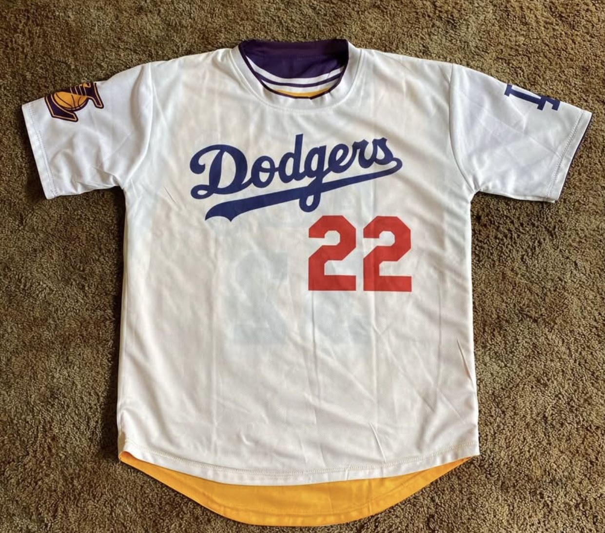 DODGERS /LAKERS REVERSIBLE SHIRT/JERSEY..