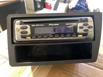 Pioneer ,CD , Radio and some other features