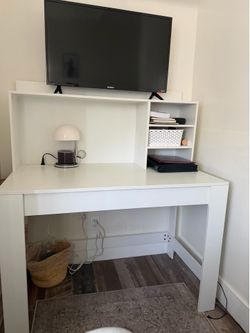 Hutch Desk