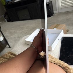 Ipad pro 12.9 with apple keyboard 