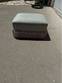 Vintage ottoman