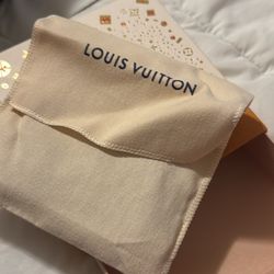 LV Wallet 