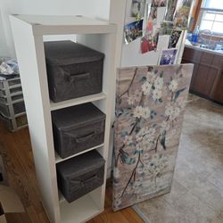 4 cube storage & 3 folding cubes