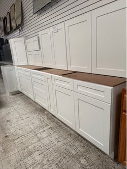 Kitchen cabinets
