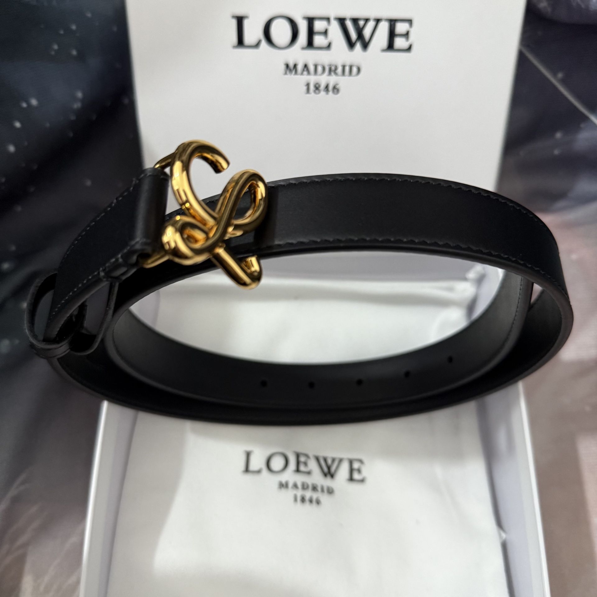 Loewe Leather Skinny Belt Black size 80