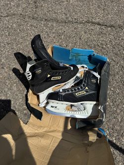 Bauer Ice Hockey Skates Size 11 Brand New Cheap $50