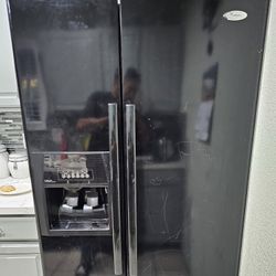Whirlpool Refrigerator 