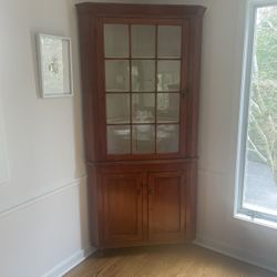 Late 18th Century New England Corner Cabinet