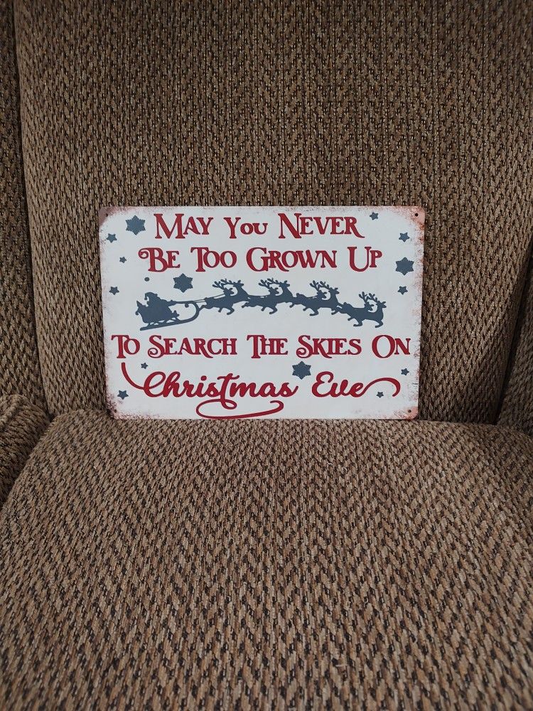 CHRISTMAS METAL SIGN. 12" X 8". NEW. PICKUP ONLY