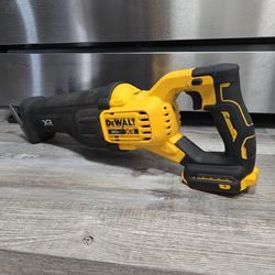 DEWALT 20V BRUSHLESS RECIPROCATING SAW MOD#DCS384