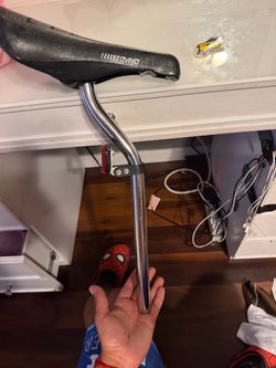 90’s- Dyno’ / bmx seat and Dyno stamped drain seat post
