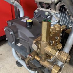 3500 Psi Pressure Washer w/ Surface Cleaner