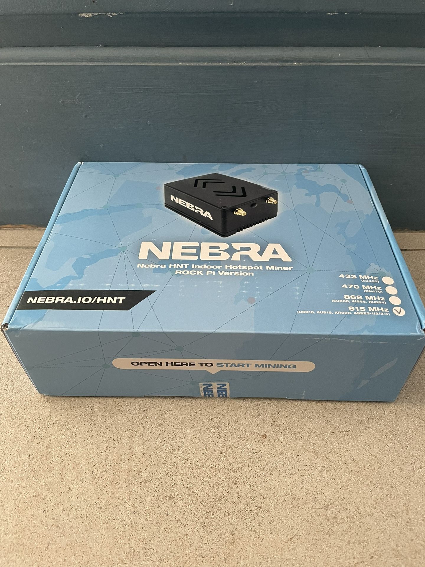 Nebra HNT Helium Crypto Indoor Hotspot Miner 915 MHz (ROCK Pi Version)  SEALED