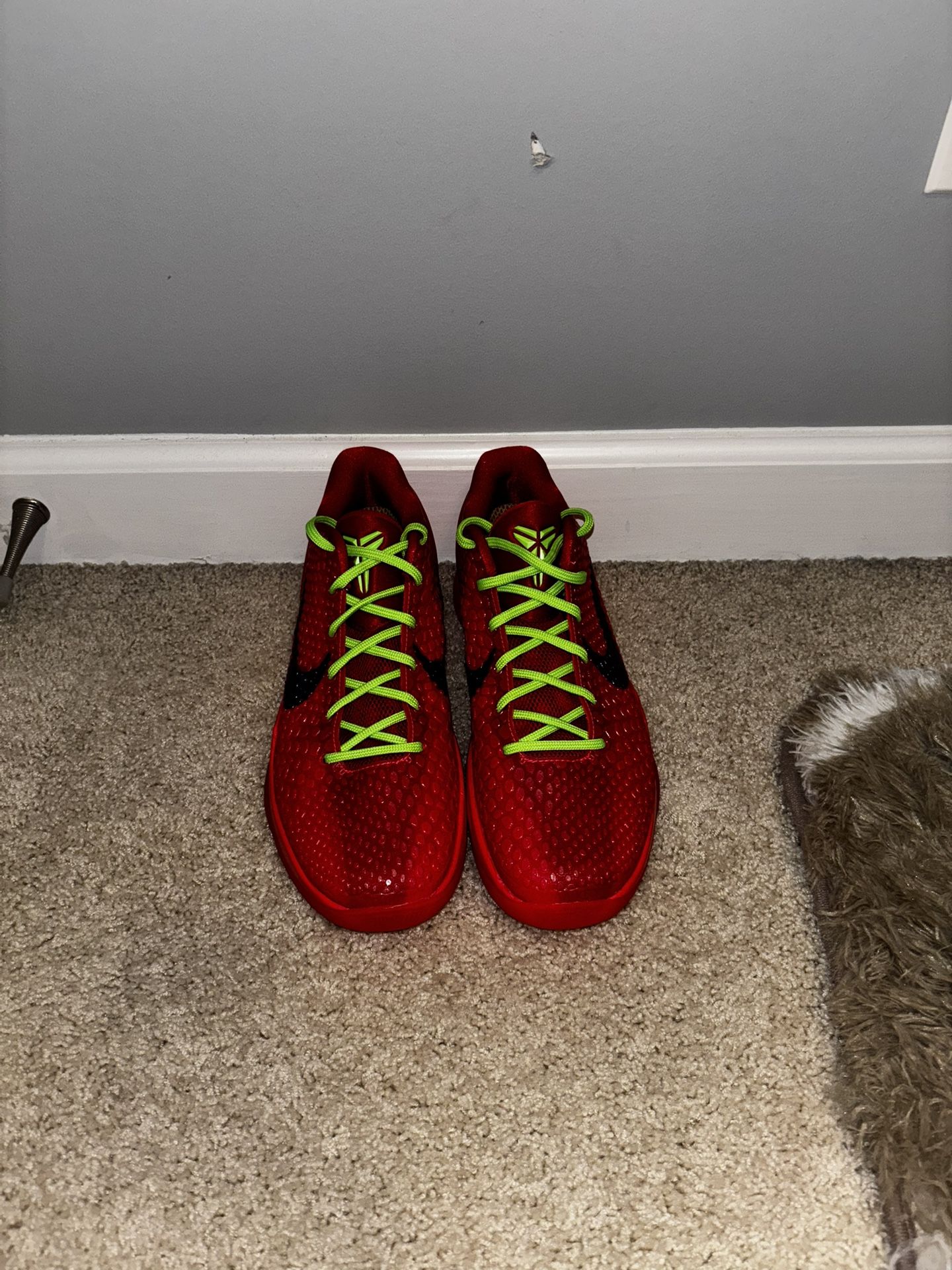 Nike Kobe 6 Reverse Grinch