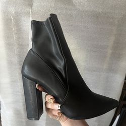 black boot heels 