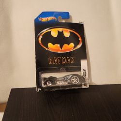 HOTWHEELS 1989 BATMOBILE 08/08