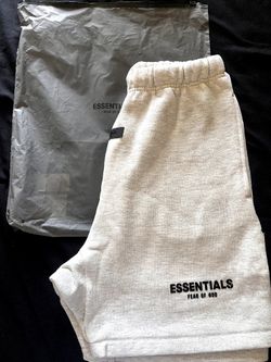 Essentials Shorts Brand New Size Smal 45$