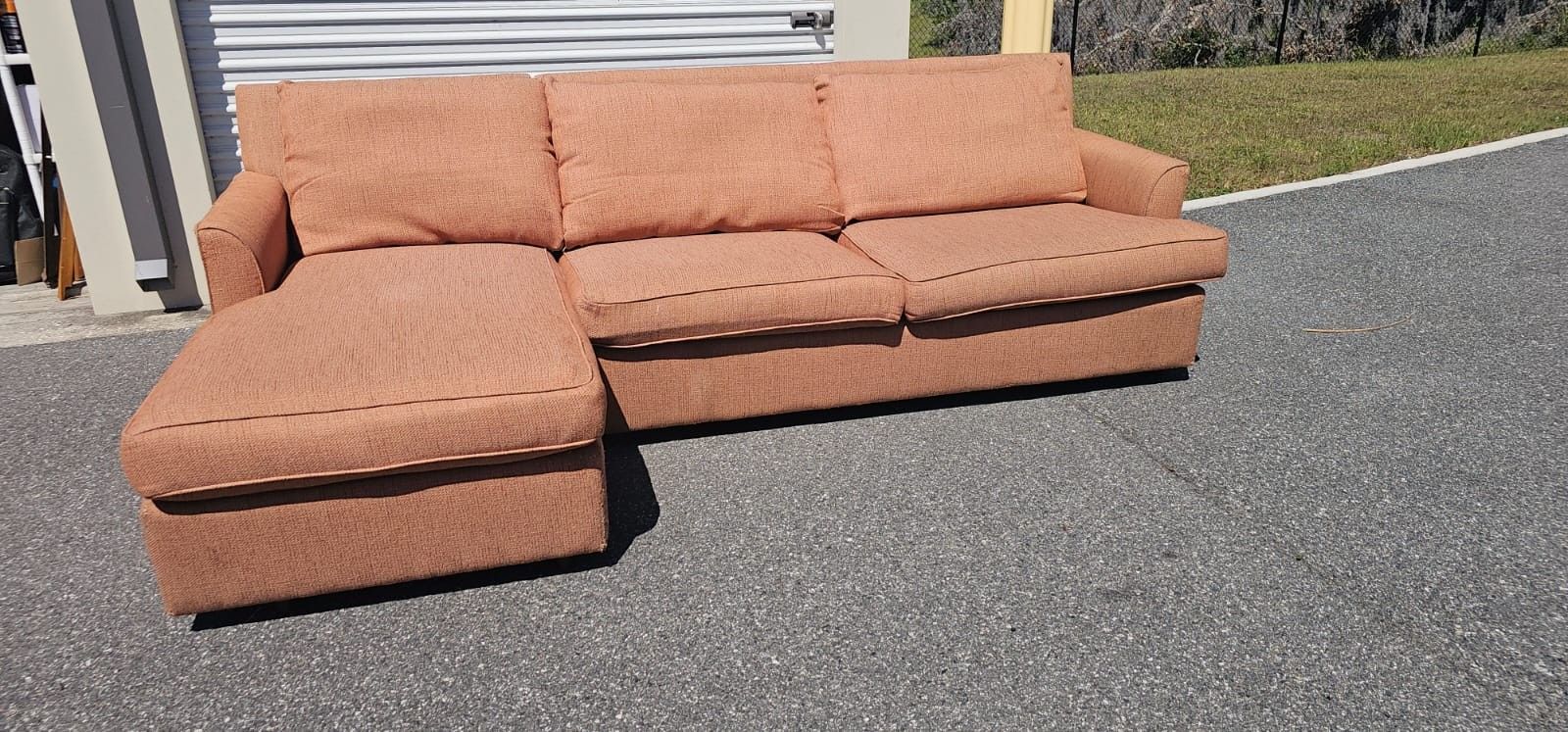 L- sectional (DELIVER OPTION)