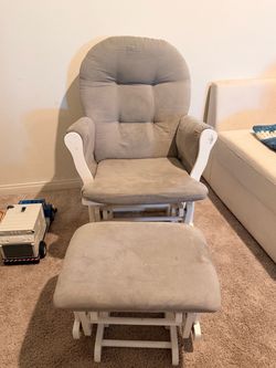 Rocking chair with leg rest